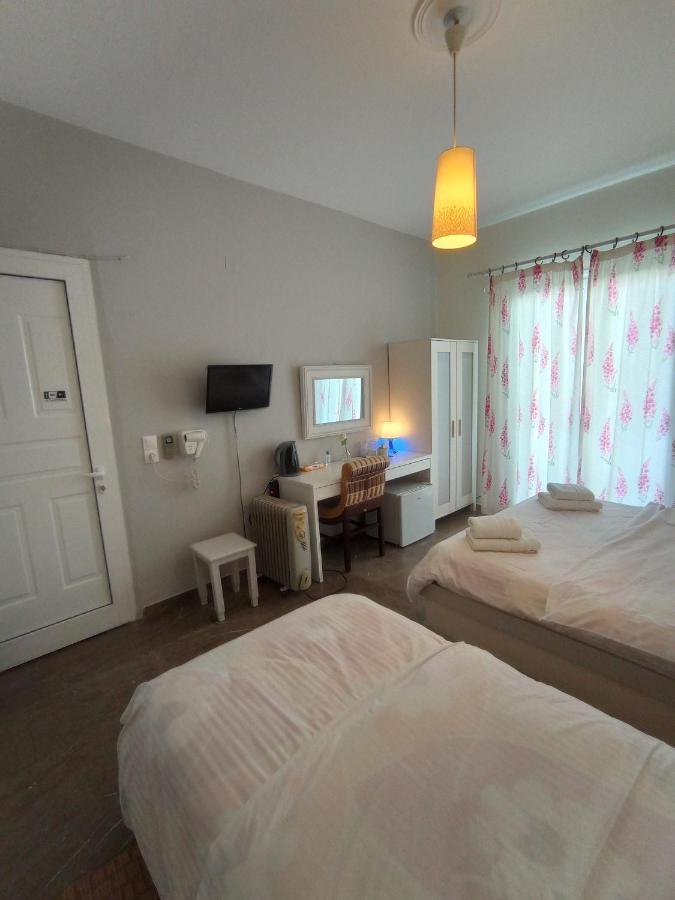 Zoe Pension Эрмиони Экстерьер фото