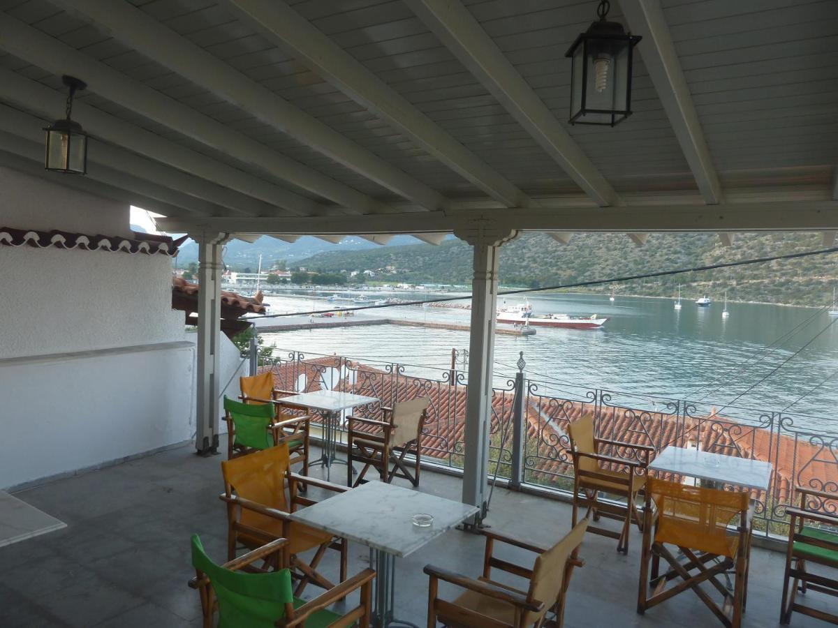 Zoe Pension Эрмиони Экстерьер фото