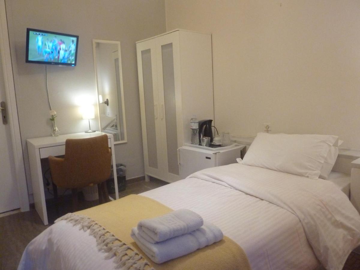 Zoe Pension Эрмиони Экстерьер фото